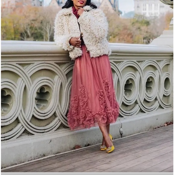 ANTHROPOLOGIE NWT  Brenna Faux Fur Coat Pink Size M. - Picture 1 of 16